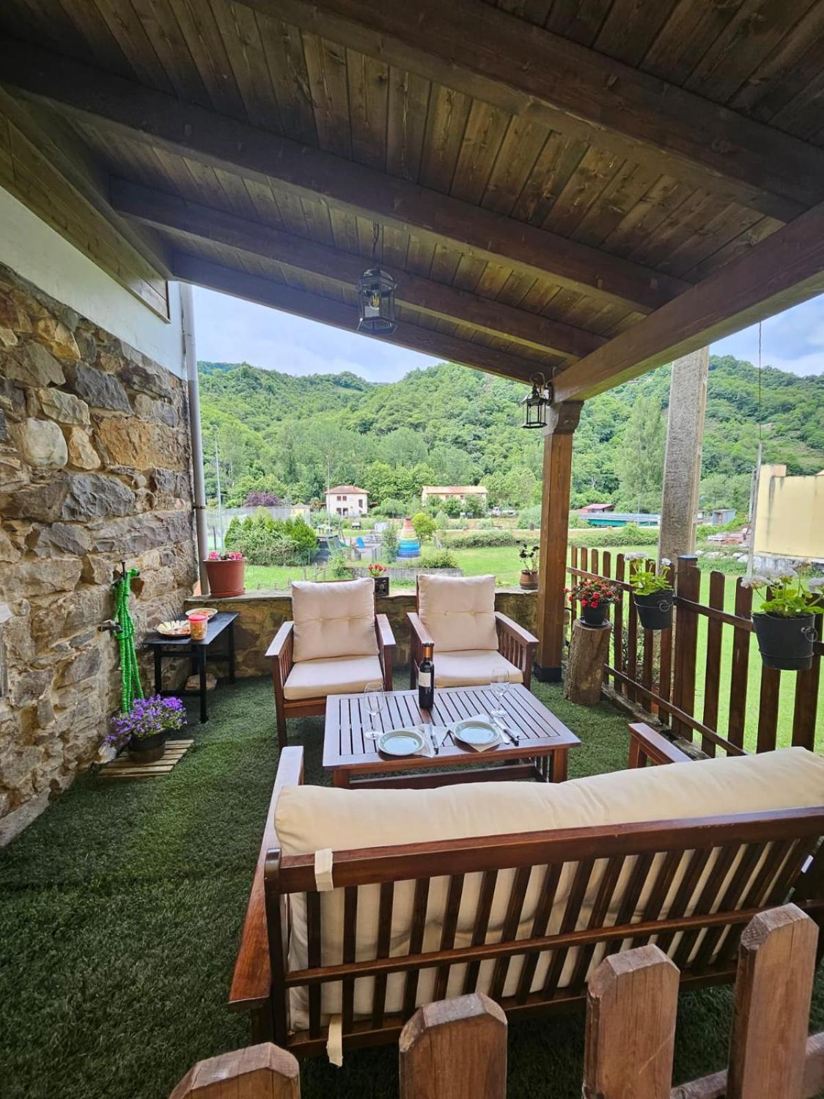Casita Con Encanto Collanzo Exterior photo